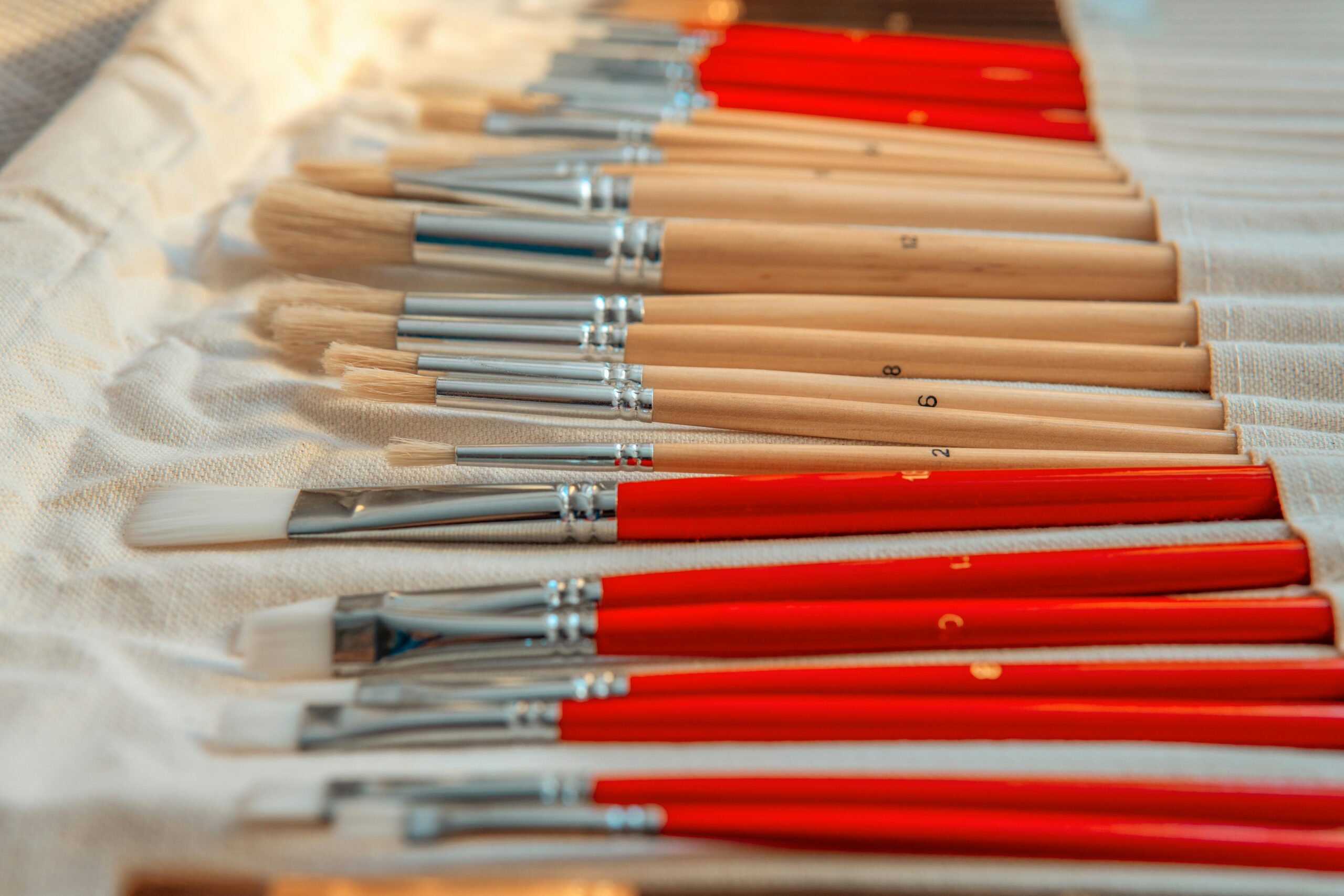 Clean oil paint brushes